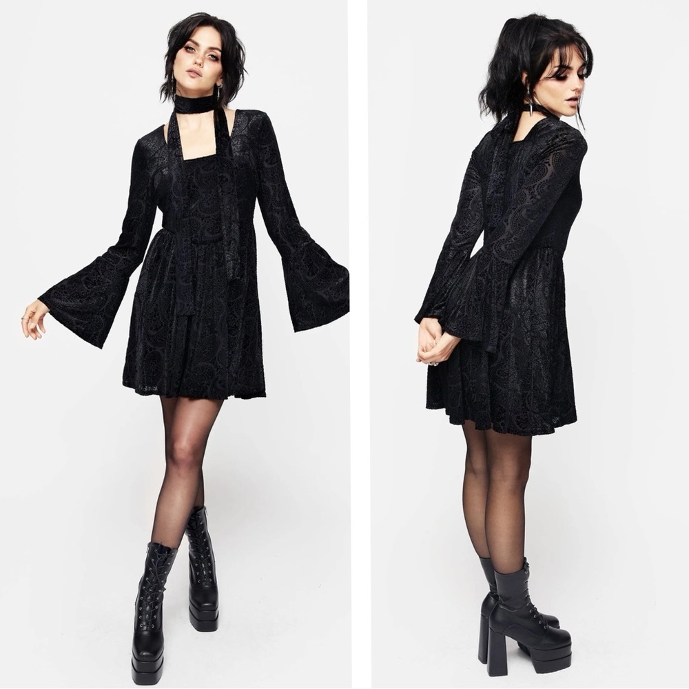 Distrurbia Woman Black Velvet Corset Bell Sleeve Mini Dress US4 Whimsigoth Goth